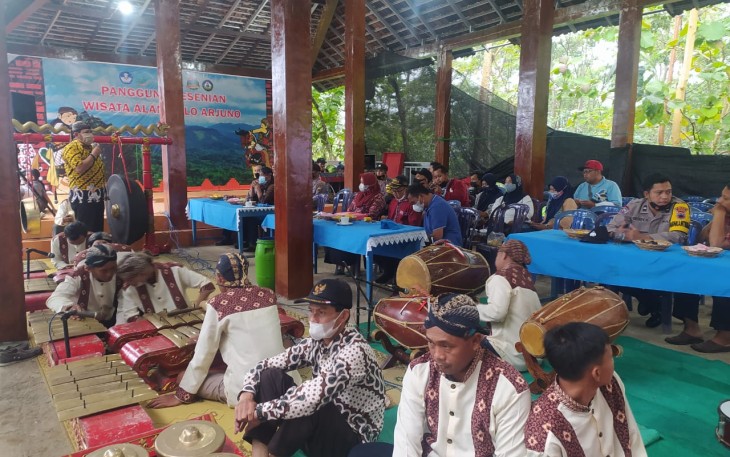 Pentas Seni dan Budaya di obyek Wisata Selo Arjuno Desa Kedungboto Kecamatan Limbangan. Minggu 14/11/2021