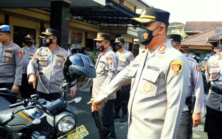 Kapolres Tasikmalaya Kota-Polda Jabar, Serahkan Motor Dinas Kejajaran Polsek Jajaran Polres Taskot