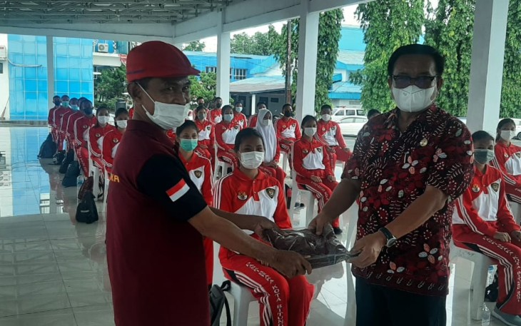 Walikota Bitung Maurits Mantiri saat hadiri Pembelakan Calon Paskibraka kota Bitung