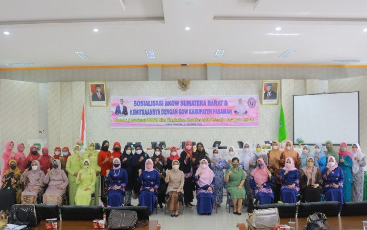 Ketua GOW Kabupaten Pasaman Terima Kunjungan Ketua BKOW Sumatra Barat