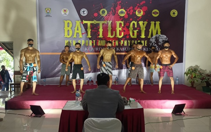 Kabupaten Kendal mengadakan Kejuaraan Battle Gym dalam rangka menuju Kejurda PBFI bertempat di Balaidesa Limbangan Kecamatan Limbangan Kendal