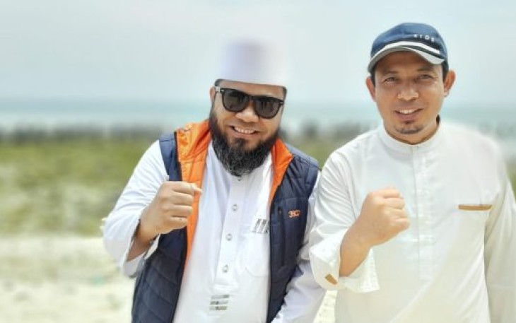 Kerja Online, Helmi-Dedy Atasi Keluhan Warga