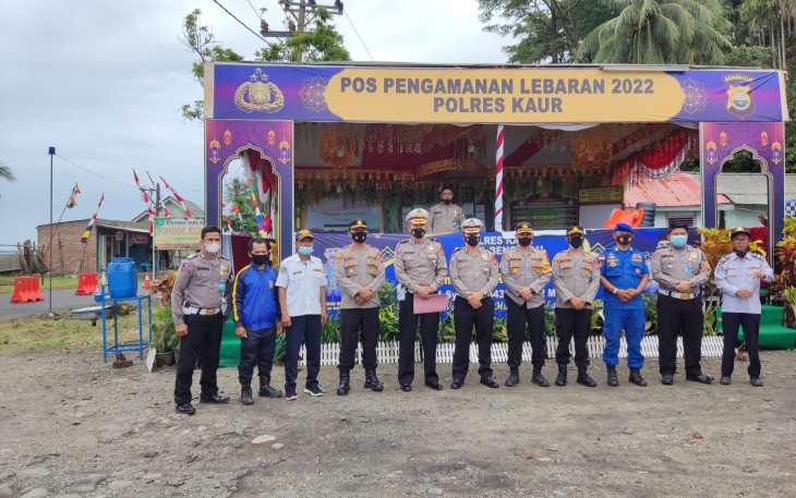 Pos Pam dan Pos Yan Lebaran