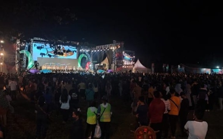 Situasi malam pertama pembukaan FPSL Kota Bitung