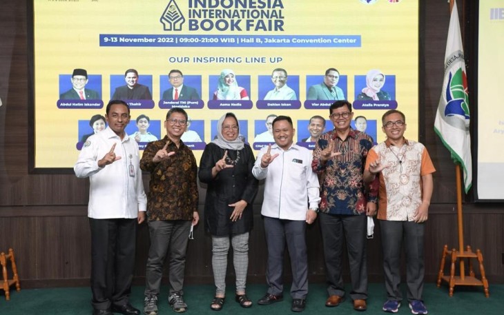 Foto bersama usai acara