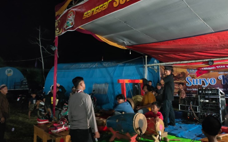 Petugas saat sambang perkemahan Bela Negara di Bengkulu Tengah