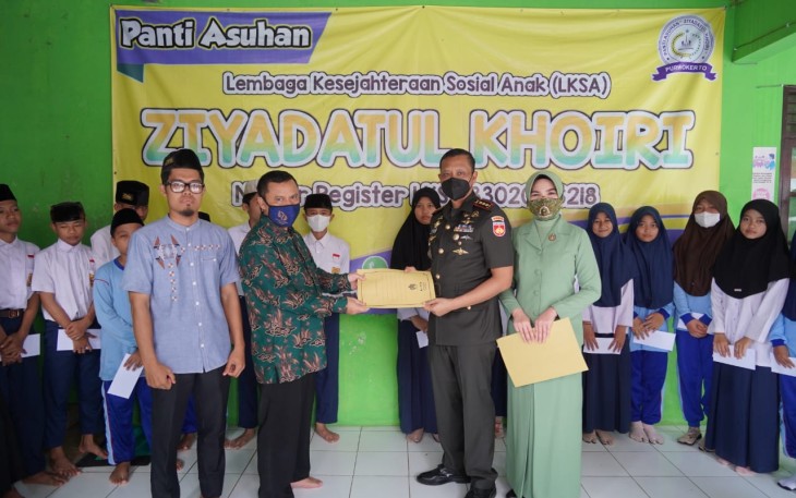Korem 071/Wijayakusuma saat Berbakti Kepada Masyarakat dan Warakawuri