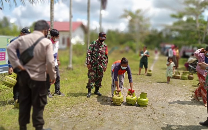 Operasi Pasar Gas LPG di Daerah Kelurahan Pager 