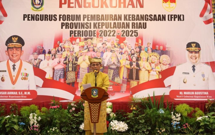 Gubernur Kepulauan Riau H. Ansar Ahmad saat memberikan sambutan.