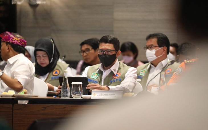 Kepala BNPB Letjen TNI Suharyanto, S. Sos., M.M. saat menghadiri rapat tingkat menteri membahas Penyelenggaraan Konferensi Tingkat Tinggi (KTT) G20, yang digelar di Badung, Bali pada Selasa (4/10). 