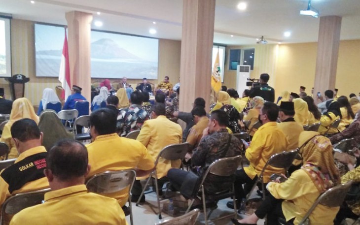 DPD Golkar Jawa Timur saat pertemuan, Jumat (9/9/2022) malam.