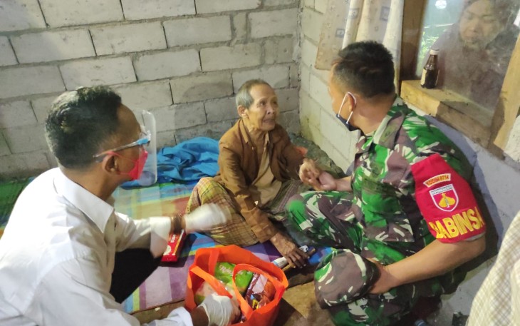 Karsi, penerima bantuan dari Kemensos