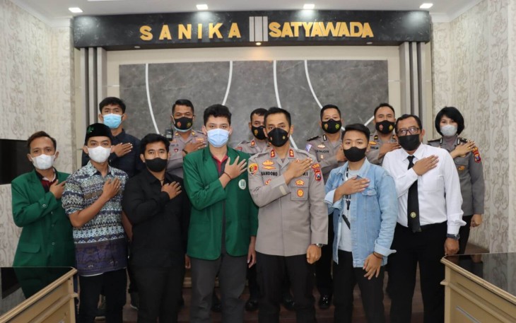 Kapolres Tulungagung bersama Mahasiswa UIN Tulungagung