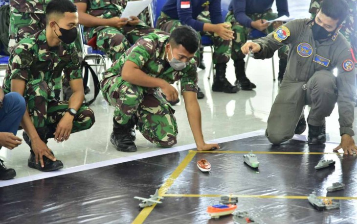 Latihan Kesiapsiagaan Operasional Koarmada III Memasuki Tahap Tactical Floor Game
