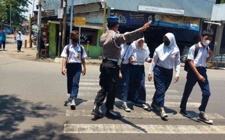 Cegah Tawuran Pelajar, Polisi Terjun Ke Lapangan