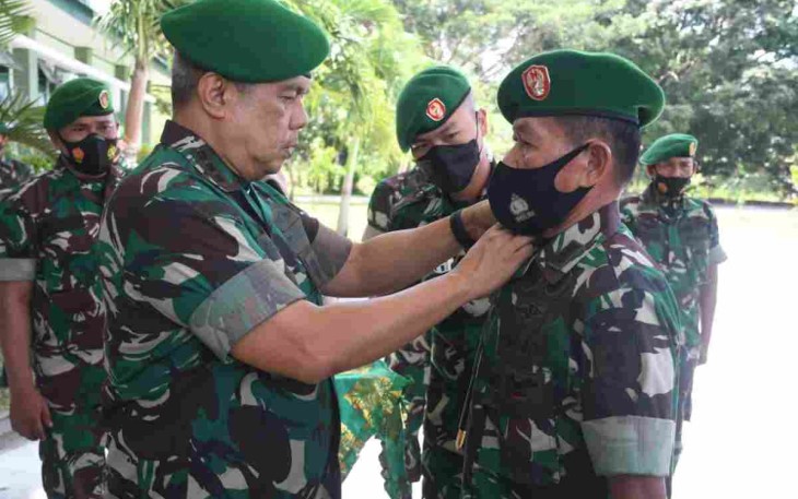 Danrem 142/Tatag Menerima Laporan Korps Kenaikan Pangkat