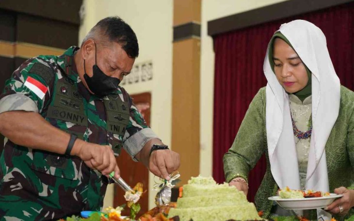 Peringati HUT Persit Ke 76, Ketua Persit KCK Koorcabrem 121 Gelar Syukuran 