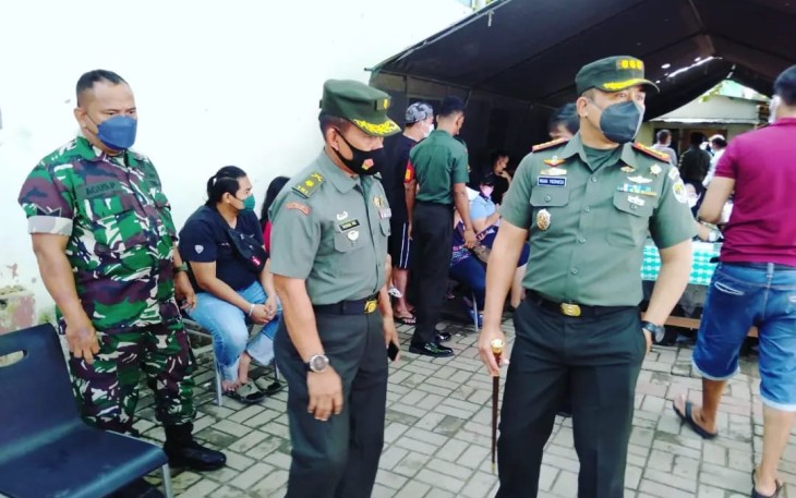 Dandim 0503/JB Apresiasi Serbuan Vaksinasi Koramil 01/TS