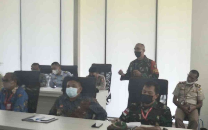 Satgas Pamtas Yonif Mekanis 643/Wns Hadiri Rapat Koordinasi Pembahasan Pembukaan Perbatasan Tebedu – Entikong