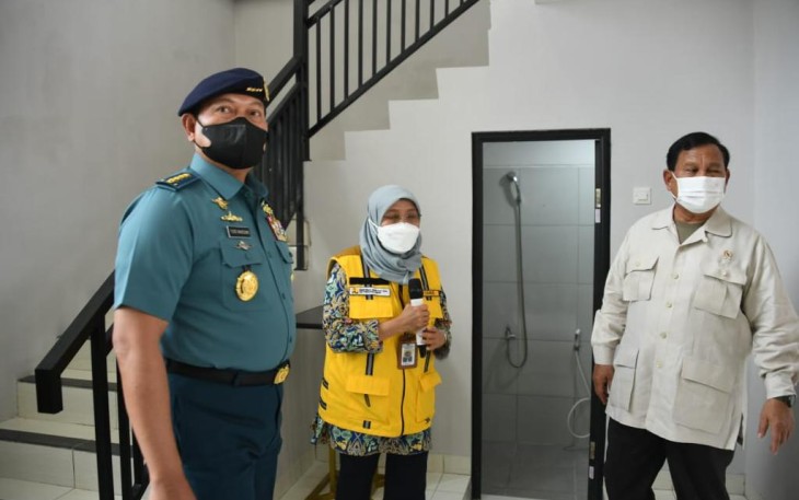 Penyerahan perumahan untuk keluarga ahli waris KRI Nanggala