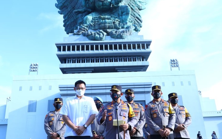 Kapolri saat memberikan keterangan pers di lokasi wisata Garuda Wisnu Kencana Bali. Kamis (05/05/2022)