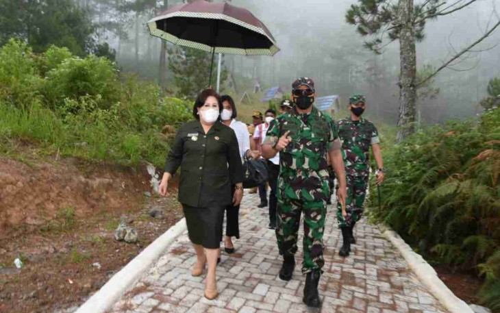Danrem 023/KS bersama Bupati Karo meninjau lokasi TMMD ke 113 di desa Pernantin. Rabu (11/05/2022)