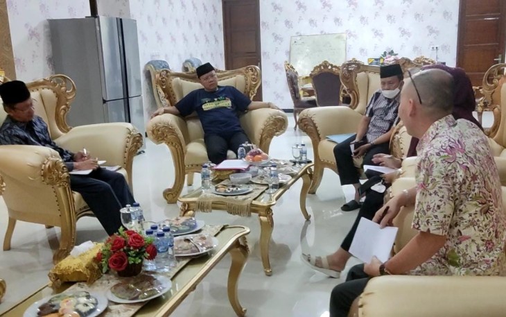 Rapat internal Gubernur Rohidin bersama BPN dan instansi terkait, Senin (16/5/2022)