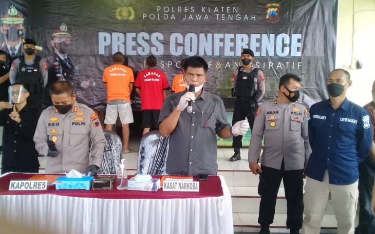 Konferensi Pers Polres Klaten, ungkap jaringan pengedar Sabu, Rabu (25/5/2022)