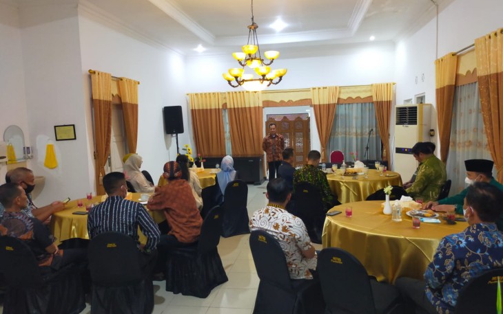 Danrem 081/DSJ saat memberikan sambutan di rumah dinas wakil Bupati Pacitan 