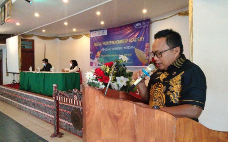 Kadis Kominfo Ricky SH. Rumapea.