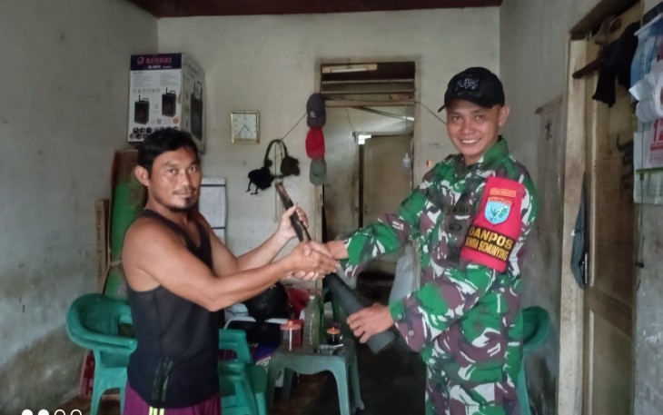 Satgas Yonif 645/Gty apresiasi warga serahkan senjata rakitan