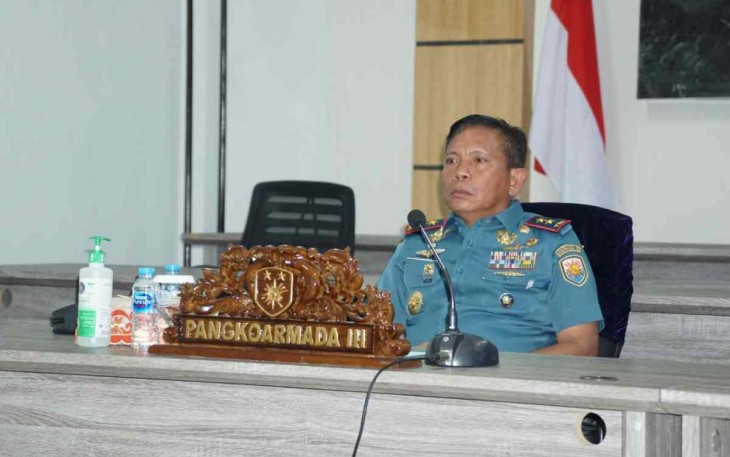 Pangkoarmada III saat mengikuti entry briefing Pangkoarmada RI 