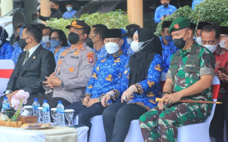 Dandim saat Hadiri Upacara Peringatan HUT Pemerintah Kota Palangka Raya Ke 57
