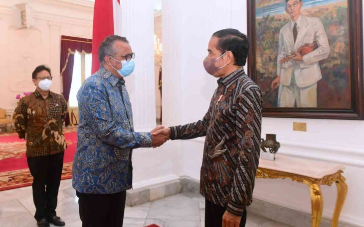 Presiden Joko Widodo saat menerima Dirjen WHO di Istana Merdeka Jakarta 