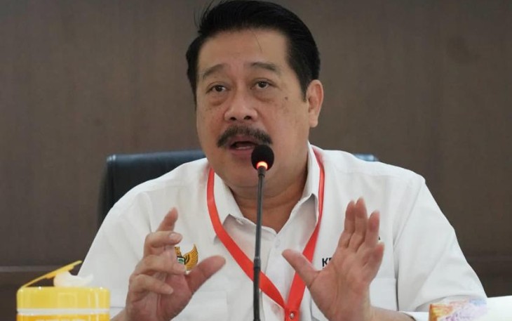 Ketua satgas penanganan koperasi bermasalah saat memberikan keterangan di Jakarta 