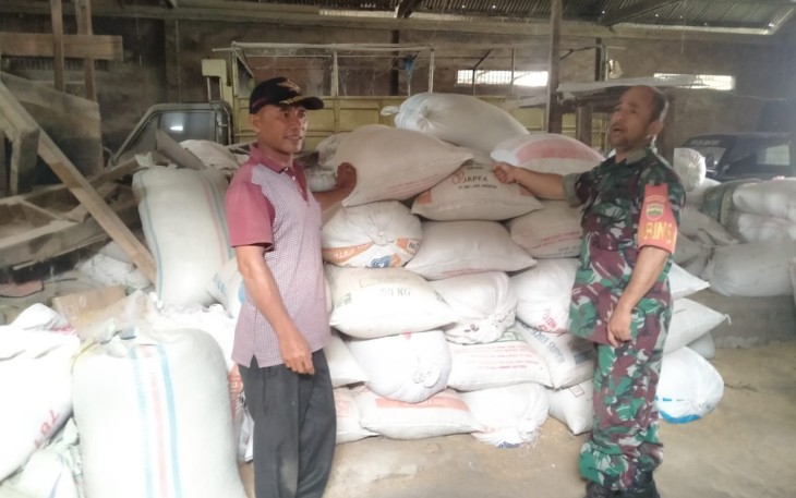 Pengecekan stok beras dan gabah di kilang padi