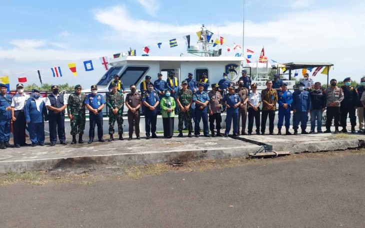 Peresmian kapal patroli baru di jajaran KSOP Probolinggo 
