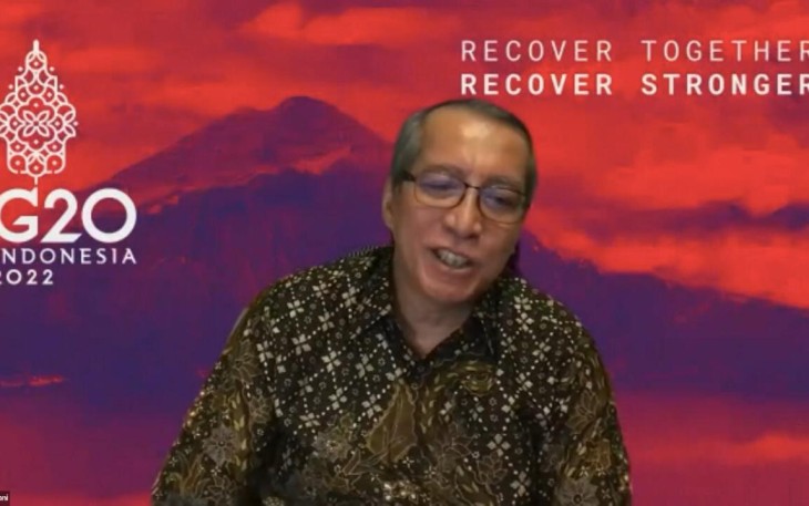 Pelaksanaan Perkuliahan Jarak Jauh dengan Tema "Kebijakan Luar Negeri Indonesia pada Forum G20" dengan narasumber Co-Sherpa G20 Indonesia sekaligus Staf Khusus Program Prioritas Kementerian Luar Negeri, Duta Besar Dian Triansyah Djani, 2022.