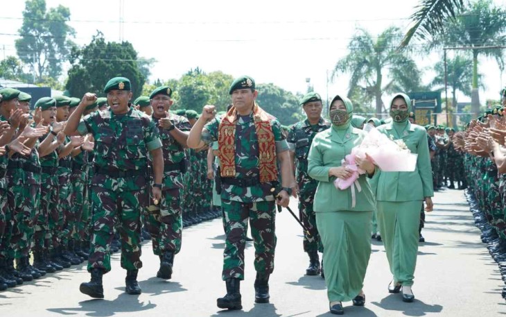 Pangdivif 2 Kostrad saat kunjungan kerja di Yonarhanud 2 Kostrad 