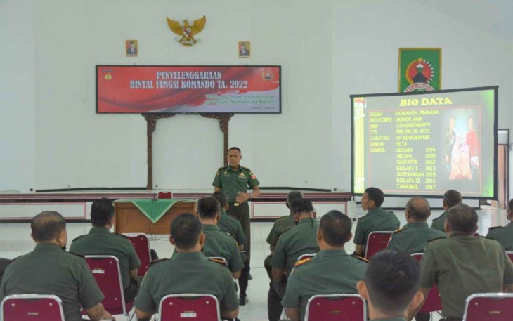 Kasrem 071 saat memberikan sambutan di acara bintal fungsi komando