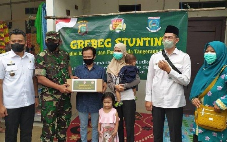 TNI AD saat program grebek stunting 