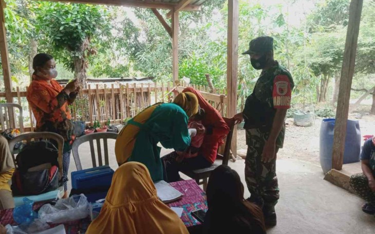 Pendampingan imunisasi anak di wilayah binaan