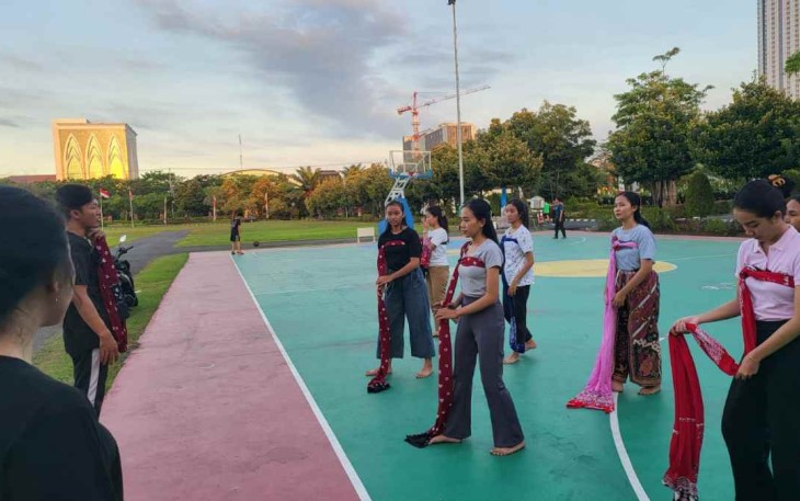 Intensitas tinggi latihan peserta Gebyar Nusantara Gemilang di Surabaya 