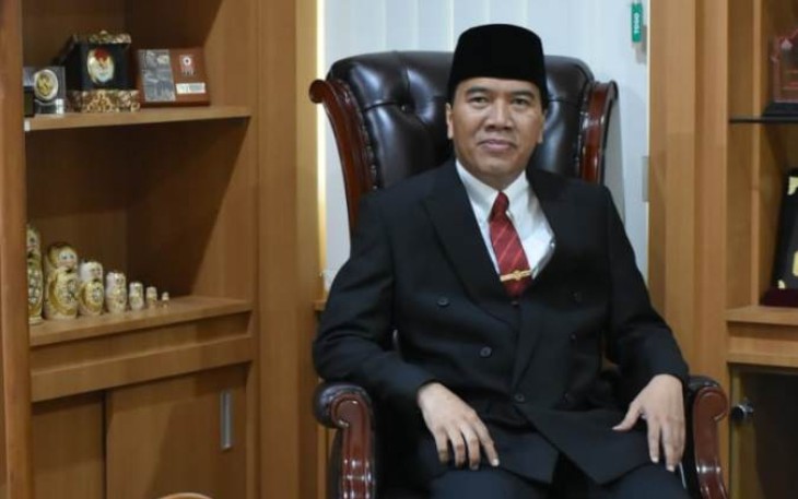 Rektor universitas Diponegoro Semarang Prof Yos Johan Utama