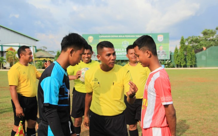 Ponpes Al Jihad Kapuas Hulu menang telak  7-0