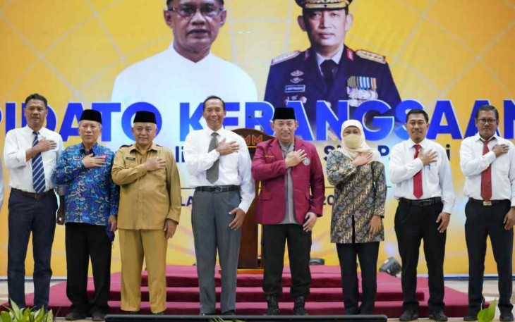 Kapolri saat foto bersama Angkatan Muda Muhammadiyah di Malang