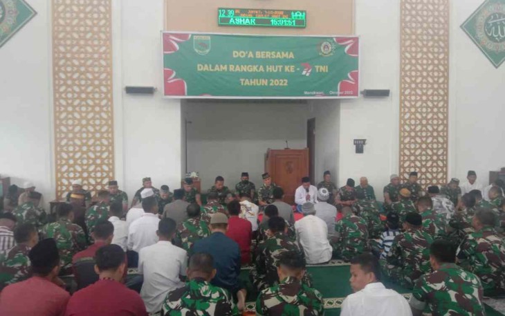Doa bersama prajurit Kodam XVIII Kasuari 