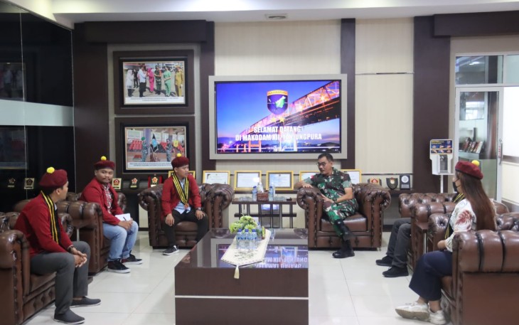 Suasana pertemuan Pangdam XII/Tpr dengan PMKRI Pontianak