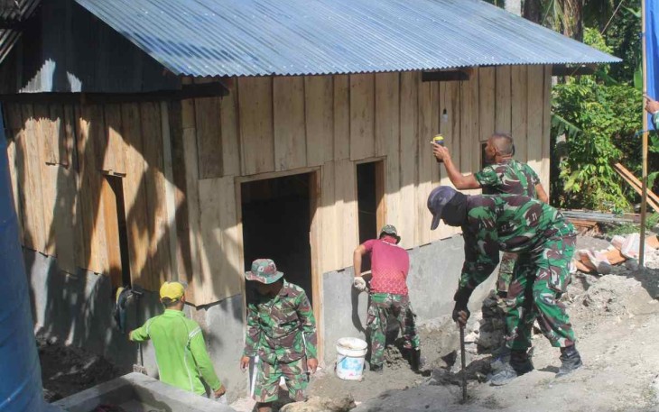 TMMD bangun rumah warga
