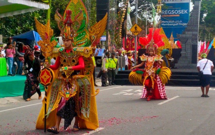 Peserta BCC Tunjukkan Aksinya yang Berbalut Pakaian Kreasi Kebudayaan